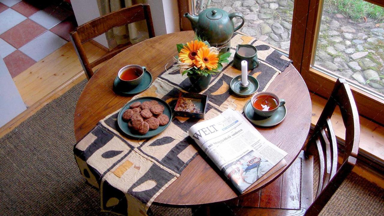 Janischs Fewo Im Spreewald, Terrasse, Grosser Garten Und Blick Inklusive Unterspreewald Стая снимка